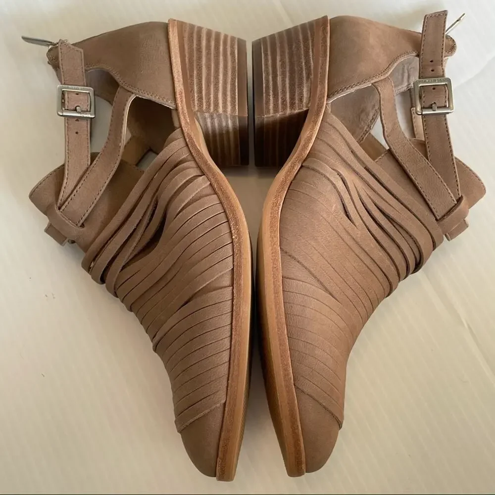 Vince Camuto Pamelle strappy leather bootie